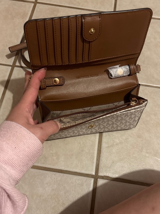 Michael Kors Handbags - Purse